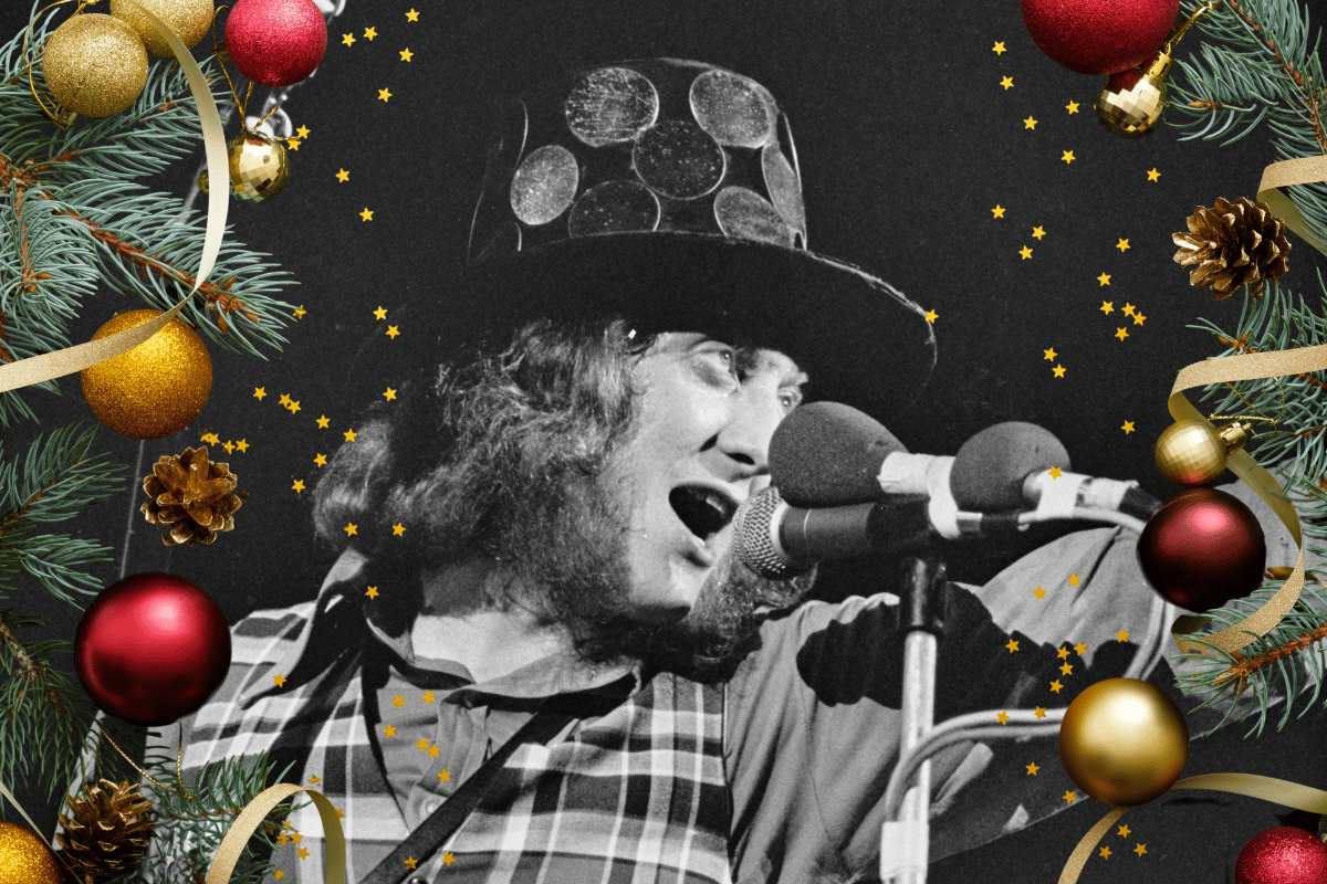 How much does Noddy Holder make from Merry Christmas Everybody?